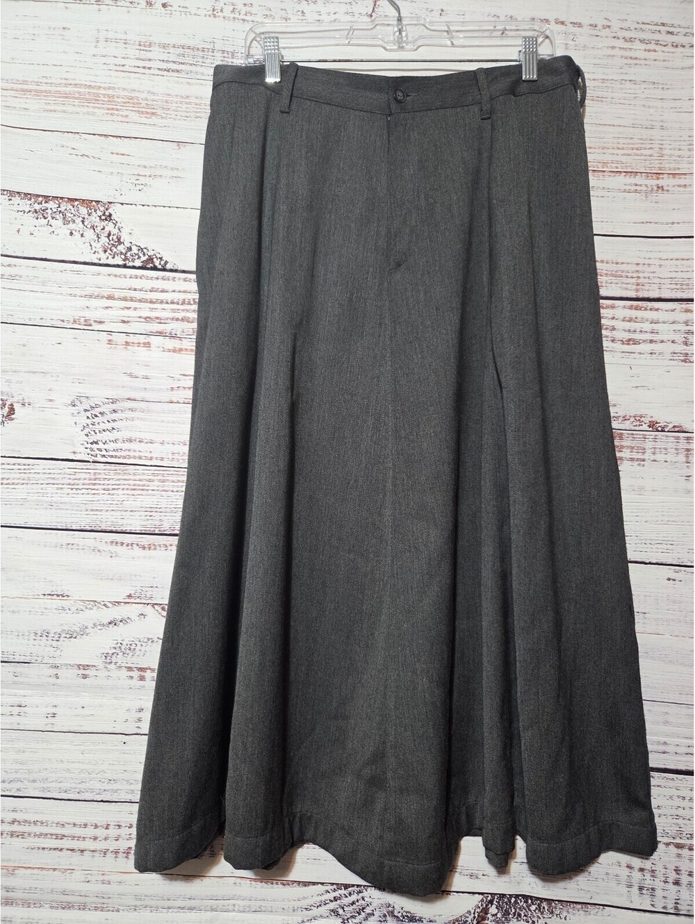 Elisabeth Liz Claiborne Gray Long Pleated Skirt Size 16 Classic Comfort Waist